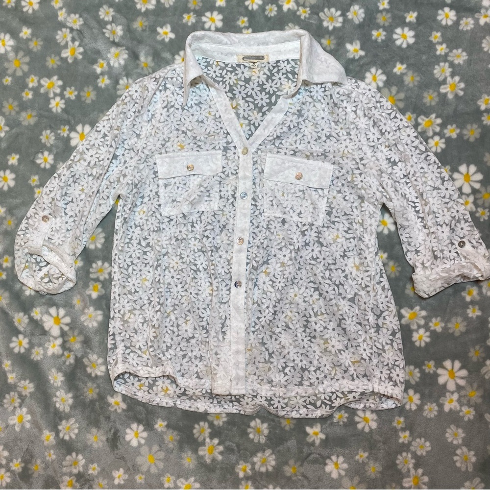 Elegant White Lace Blouse